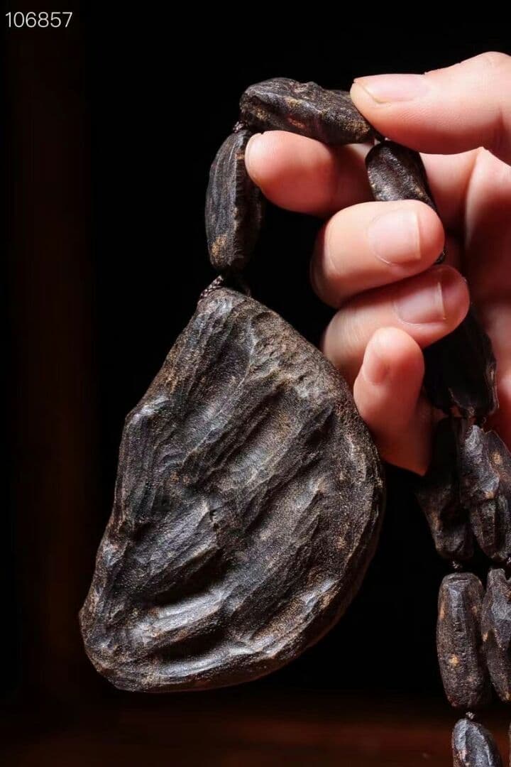 本物保证天然ベトナムじんー沈香ネックレス 野生の老材料(収蔵ひん品)