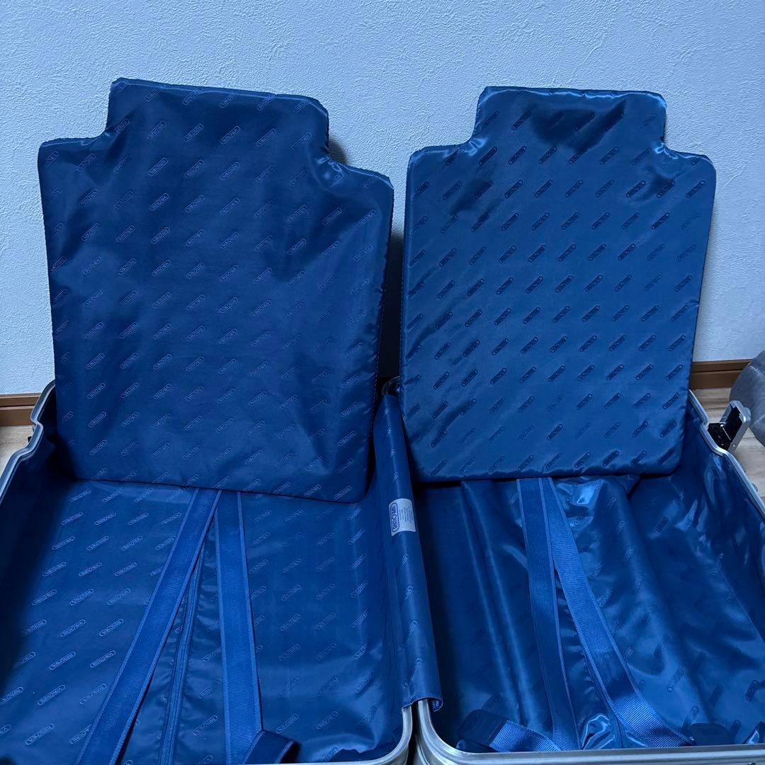 リモワ　トパーズ　45L 4輪　シルバー　キャリーケース　状態良い　最安値