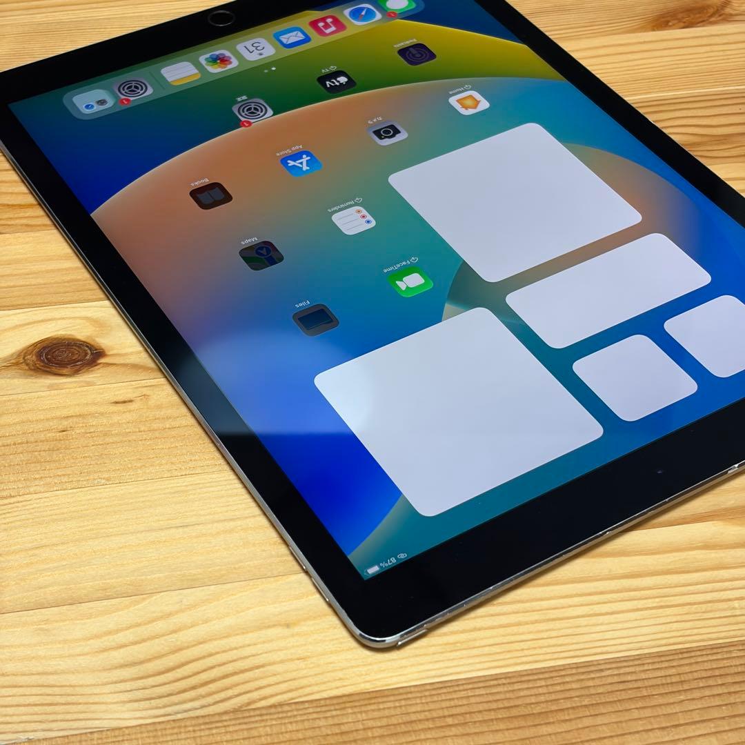 iPad Pro 12.9インチ（第1世代） 32GB 00001