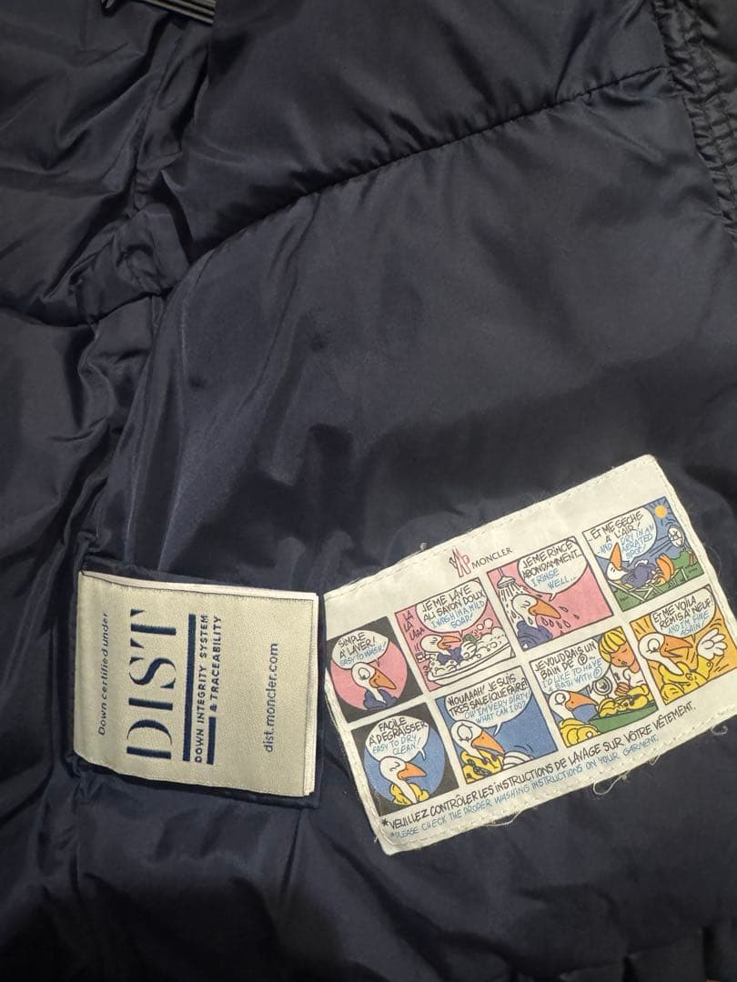 美品　MONCLER ネイビー ダウンジャケット odile