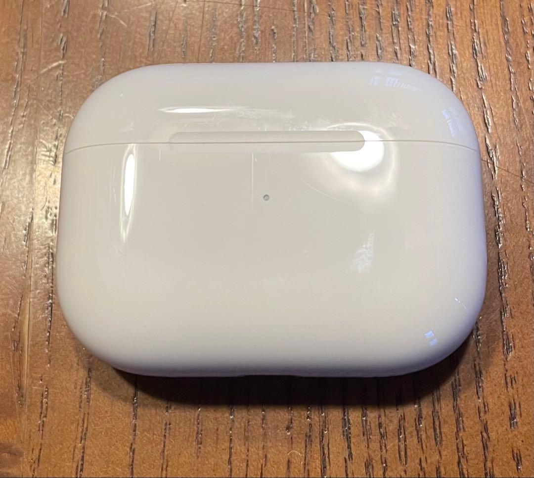 AirPods Pro 第2世代　専用ケース付　ジャンク品