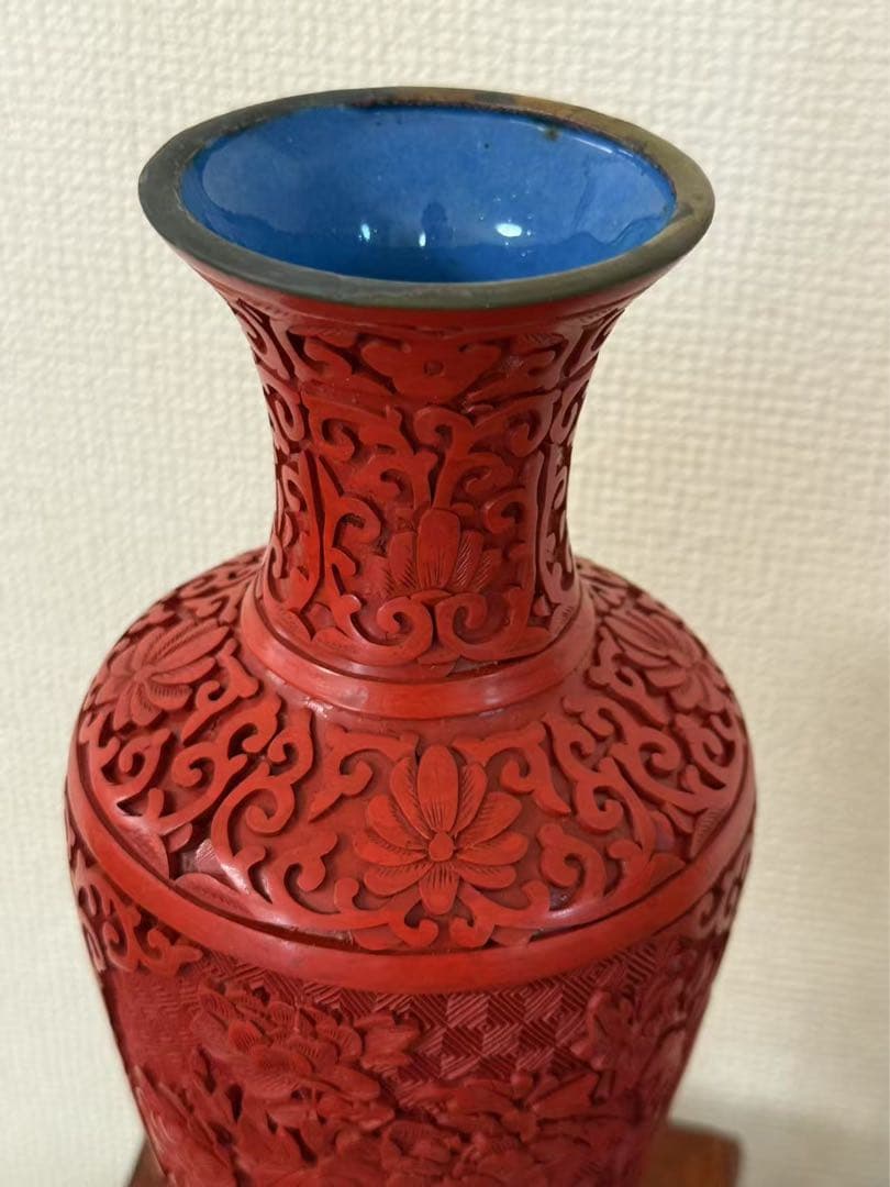 堆朱漆彫り花瓶 中国美術 彫刻 花瓶彫漆 花瓶（花の彫刻） 年代物 美品 　箱付