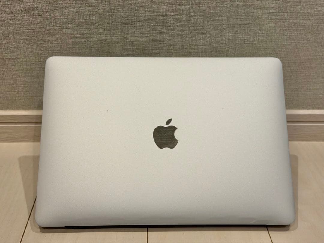 MacBook本体 MacBook Air 2020 Core i5 8GB 256GB
