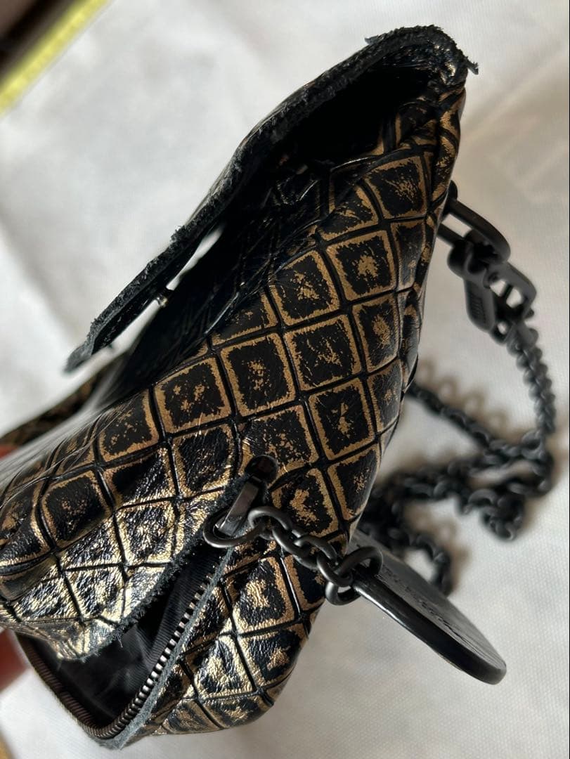 ボッテガヴェネタ ミニチェーンショルダーバッグ バタフライチャーム