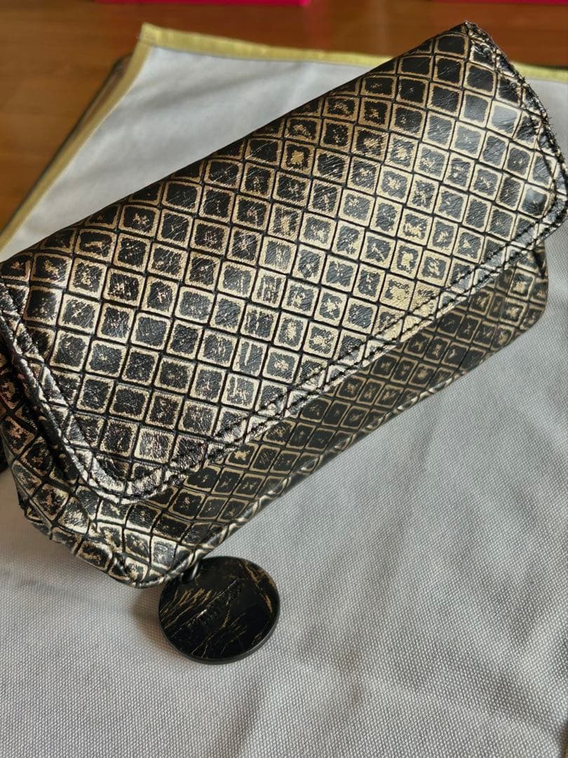 ボッテガヴェネタ ミニチェーンショルダーバッグ バタフライチャーム