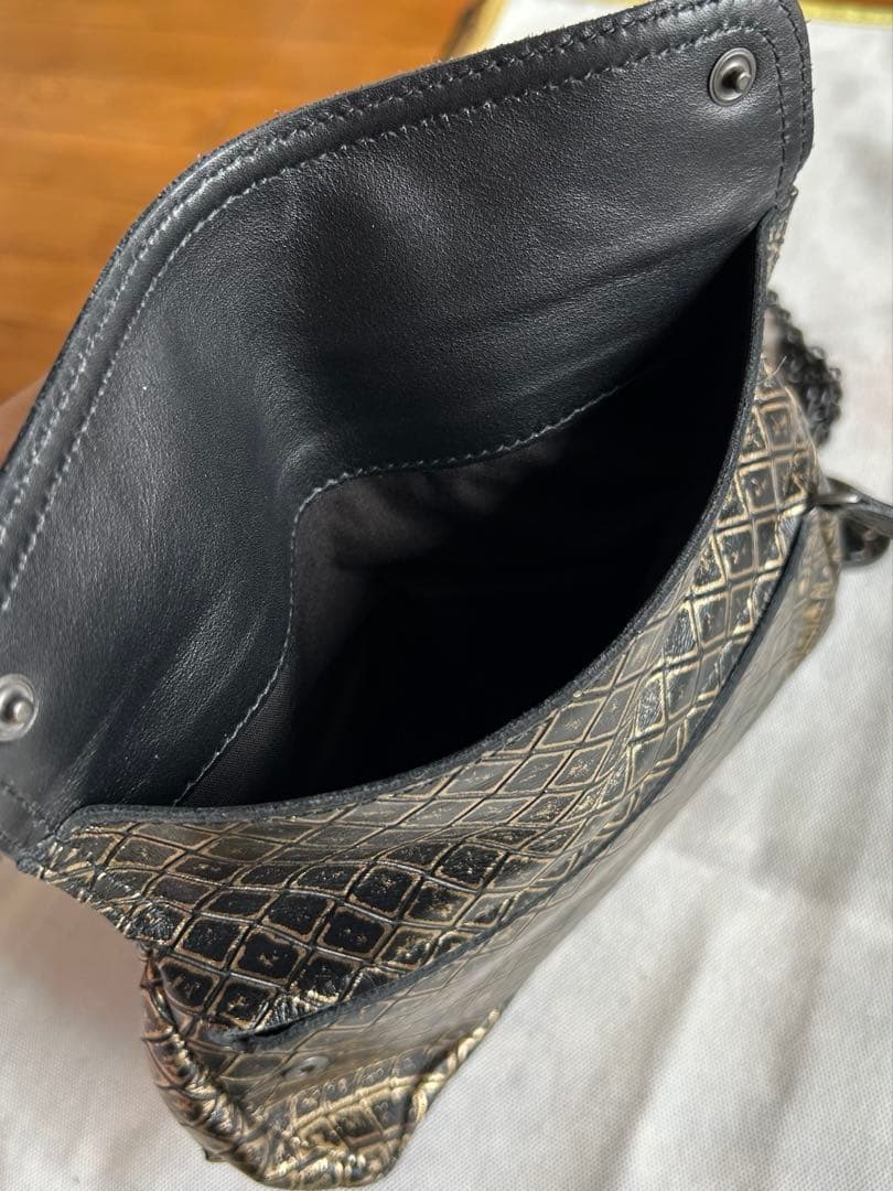 ボッテガヴェネタ ミニチェーンショルダーバッグ バタフライチャーム