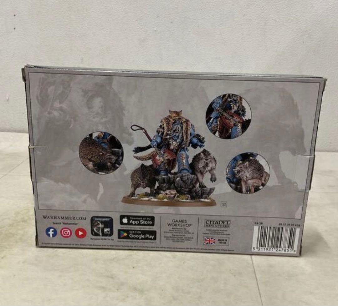 ウォーハンマー 40000 スペースウルフ：ローガン・グリムナー