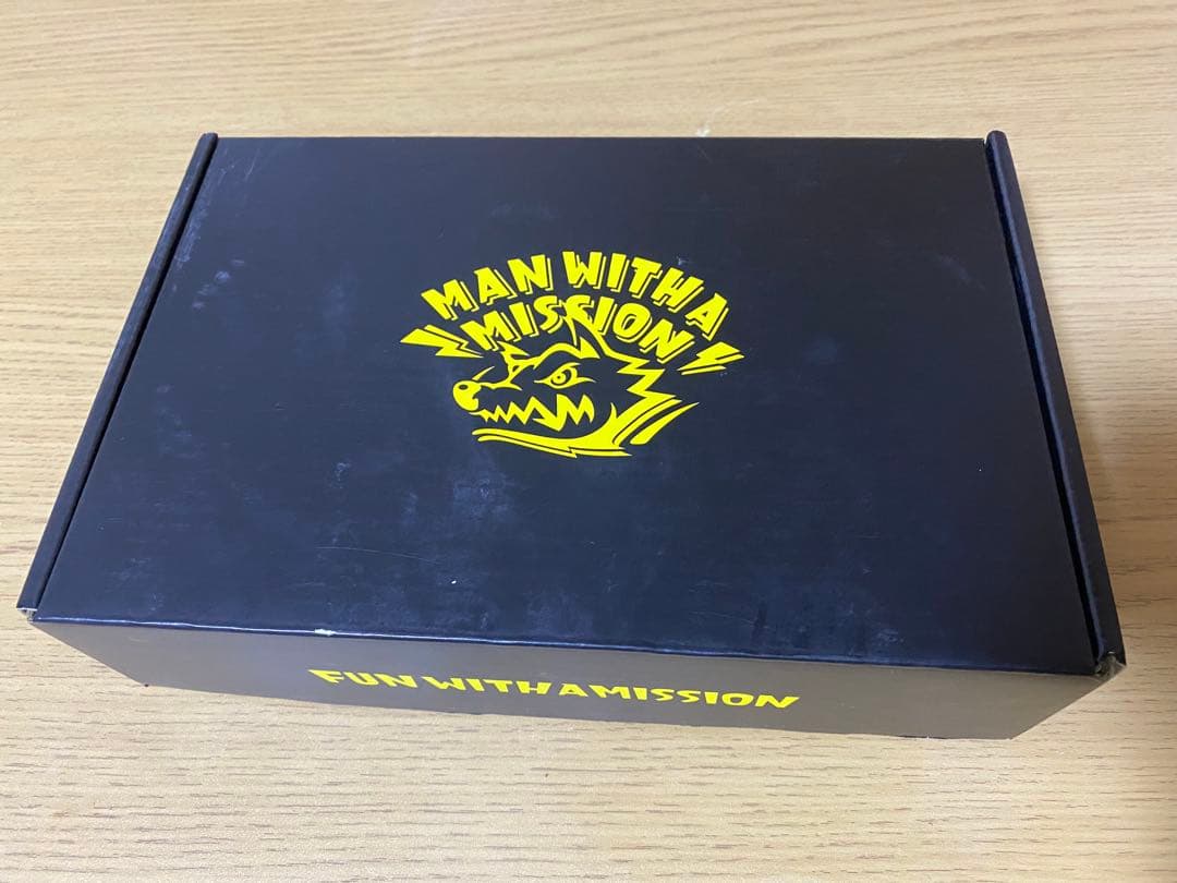 マンウィズオリジナルロゴスタンド