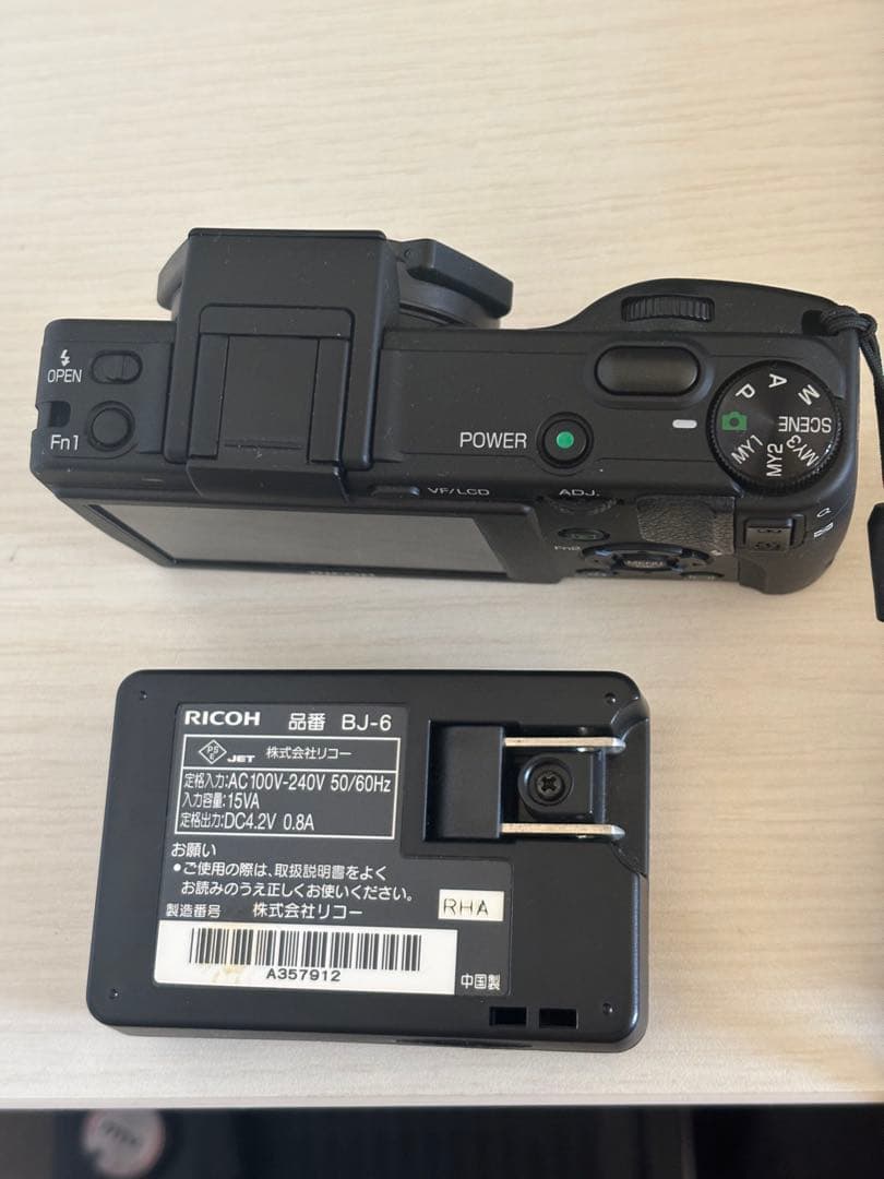 RICOH GX200 VF-1 リコー コンデジ　デジカメ