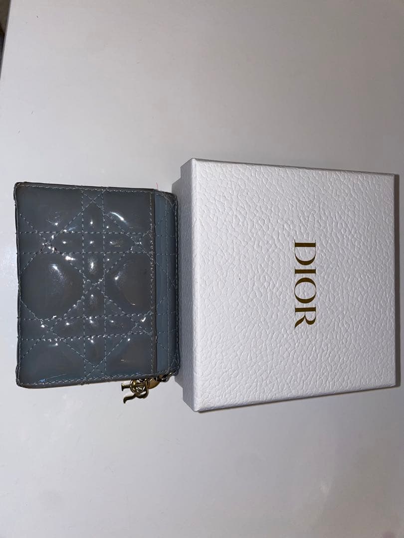 Dior グレー 三つ折り財布 箱付き