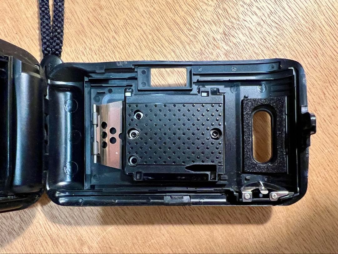 OLYMPUS μ (mju) コンパクトフィルムカメラ 電池付き 試写有り