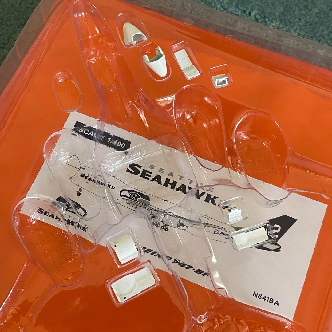 BOEING 747-8F ハウス SEATTLE SEAHAWKS 1:400