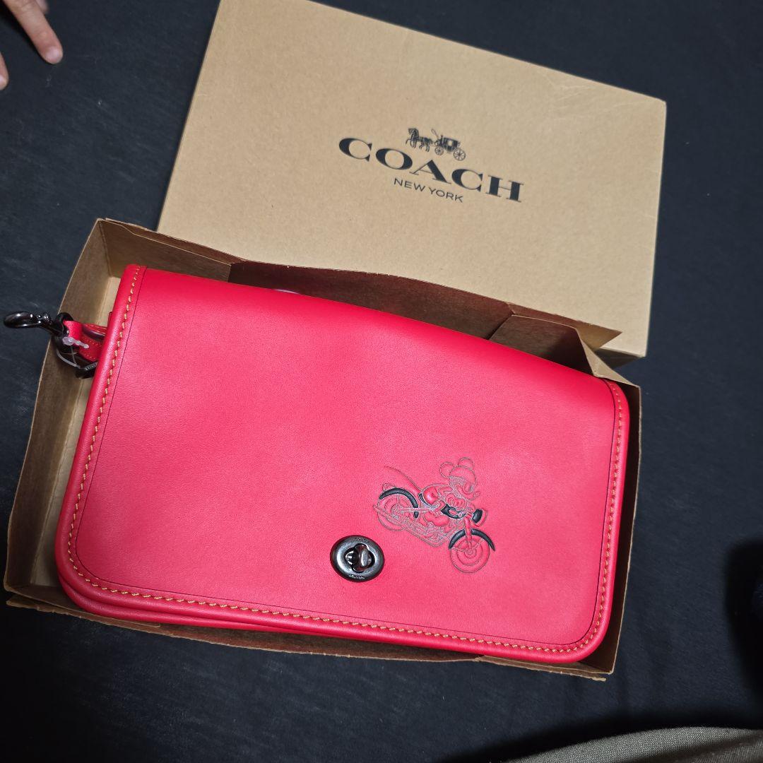COACH 赤 ミッキー バイクショルダーバッグ