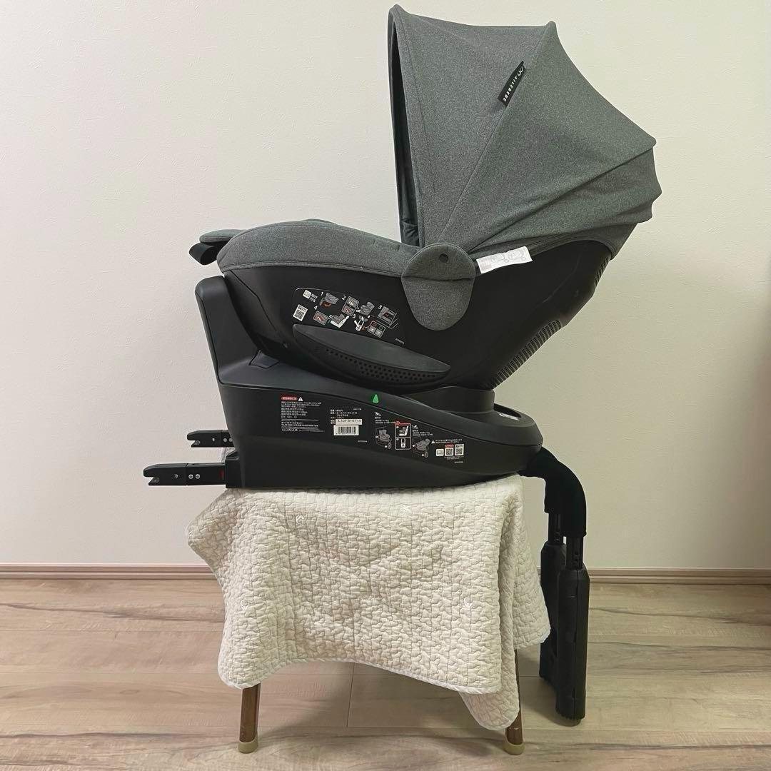 【美品】カーメイト　チャイルドシート　クルット４iプレミアムⅢ　グレー⭐︎