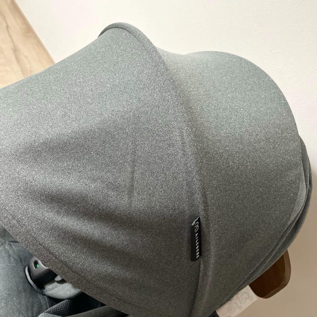 【美品】カーメイト　チャイルドシート　クルット４iプレミアムⅢ　グレー⭐︎