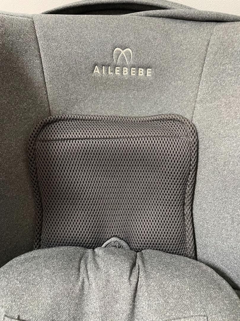 【美品】カーメイト　チャイルドシート　クルット４iプレミアムⅢ　グレー⭐︎