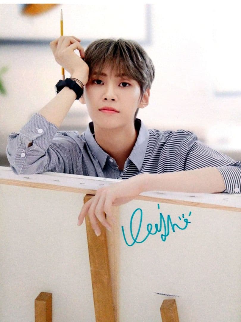 イ・ジニョク直筆サイン入り超 大型写真… Lee Jin Hyuk