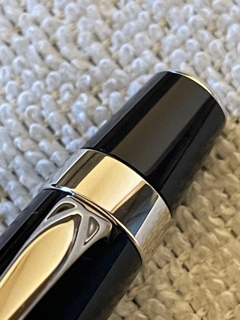 ◾️モンブラン ボエム◾️ツイスト式ボールペン◾️ブルーストーン◾️化粧箱付属◾️