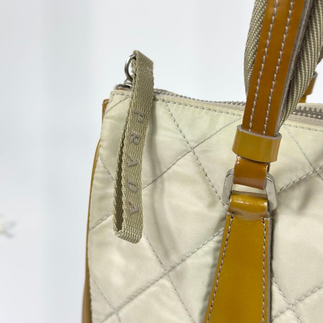 00s PRADA キルティングナイロン ショルダーバッグ ベージュ 3角ロゴ