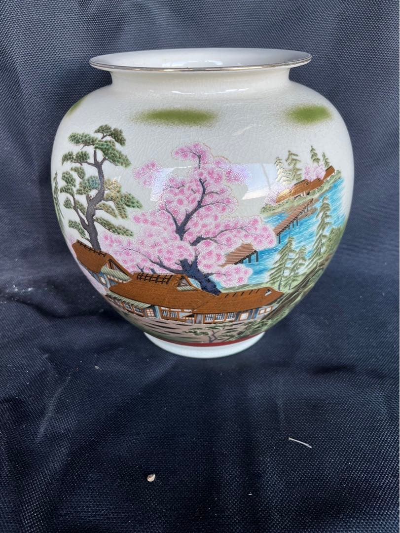 九谷焼　花瓶　日本伝統工芸品