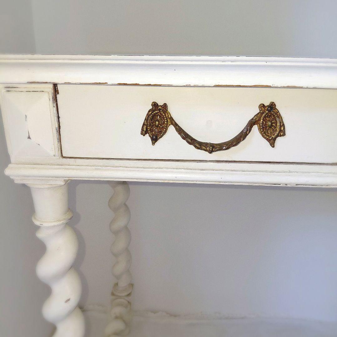 売り尽くし！フランスアンティークテーブル　ツイストレッグ