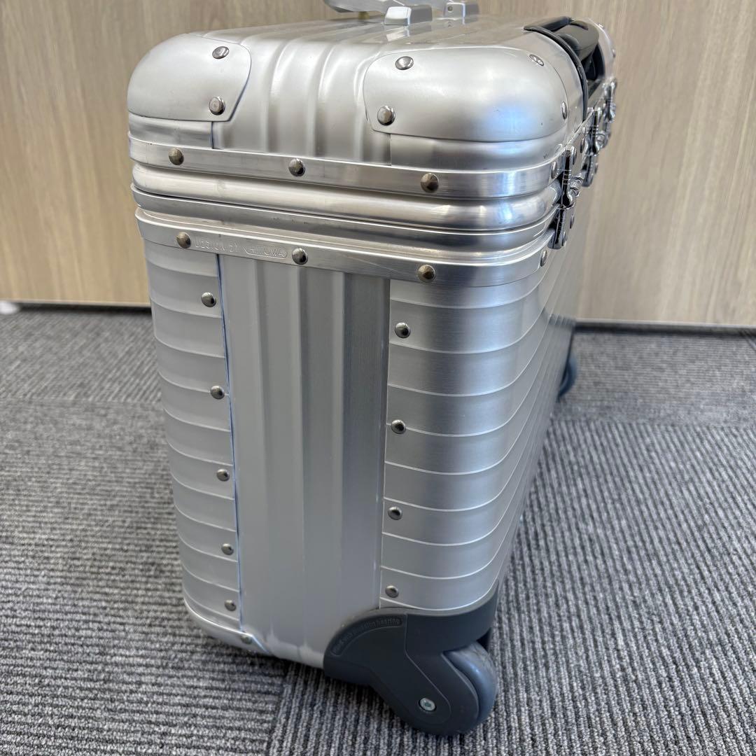 RIMOWA PORSCHE パイロット　キャリーケース　二輪　アルミ　トロリー