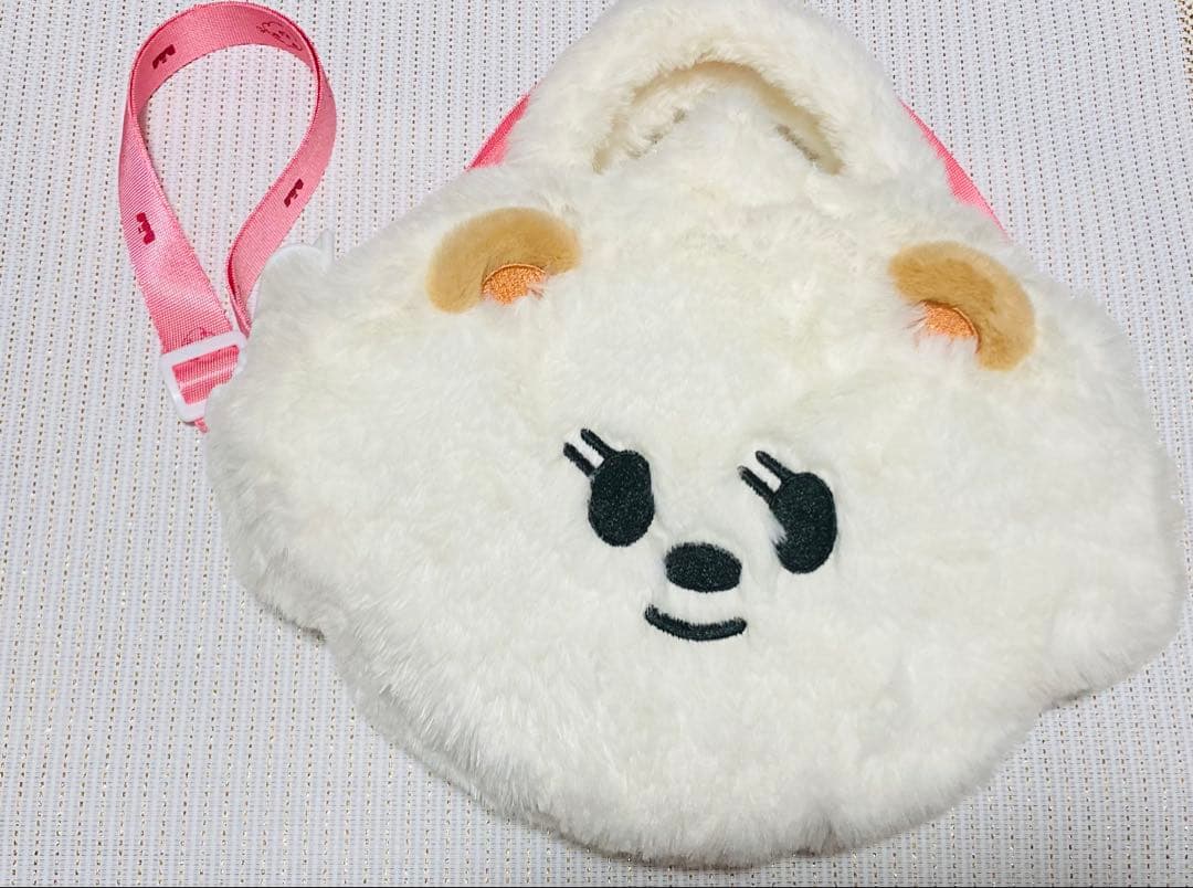 TXT プルバトゥ バムグッ クロスバッグ等