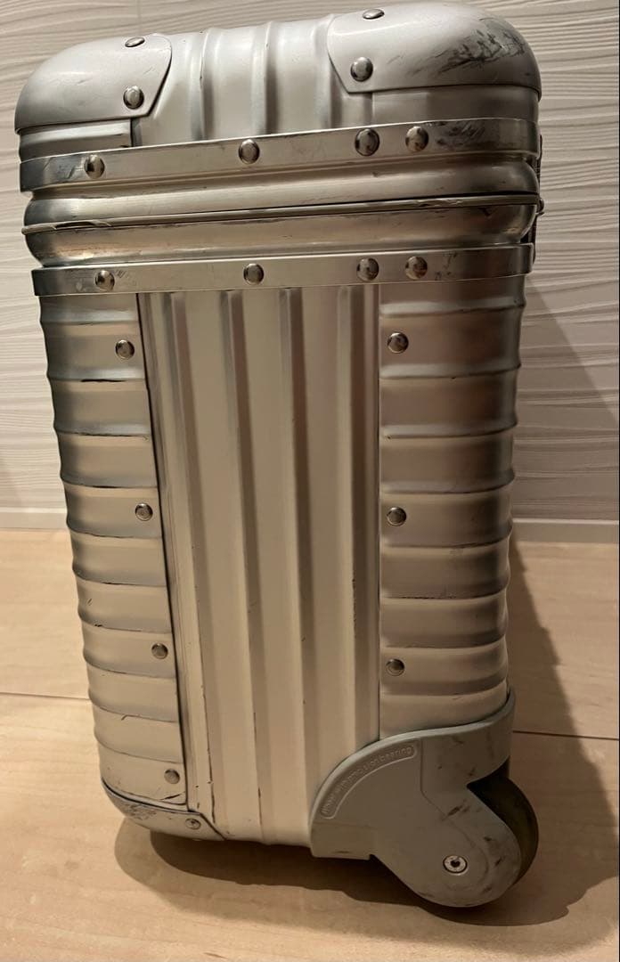 RIMOWA パイロットトロリー 2輪 廃盤　Audi仕様