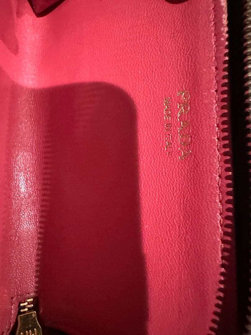 超美品！PRADA ブラック ケース　キーリング付き