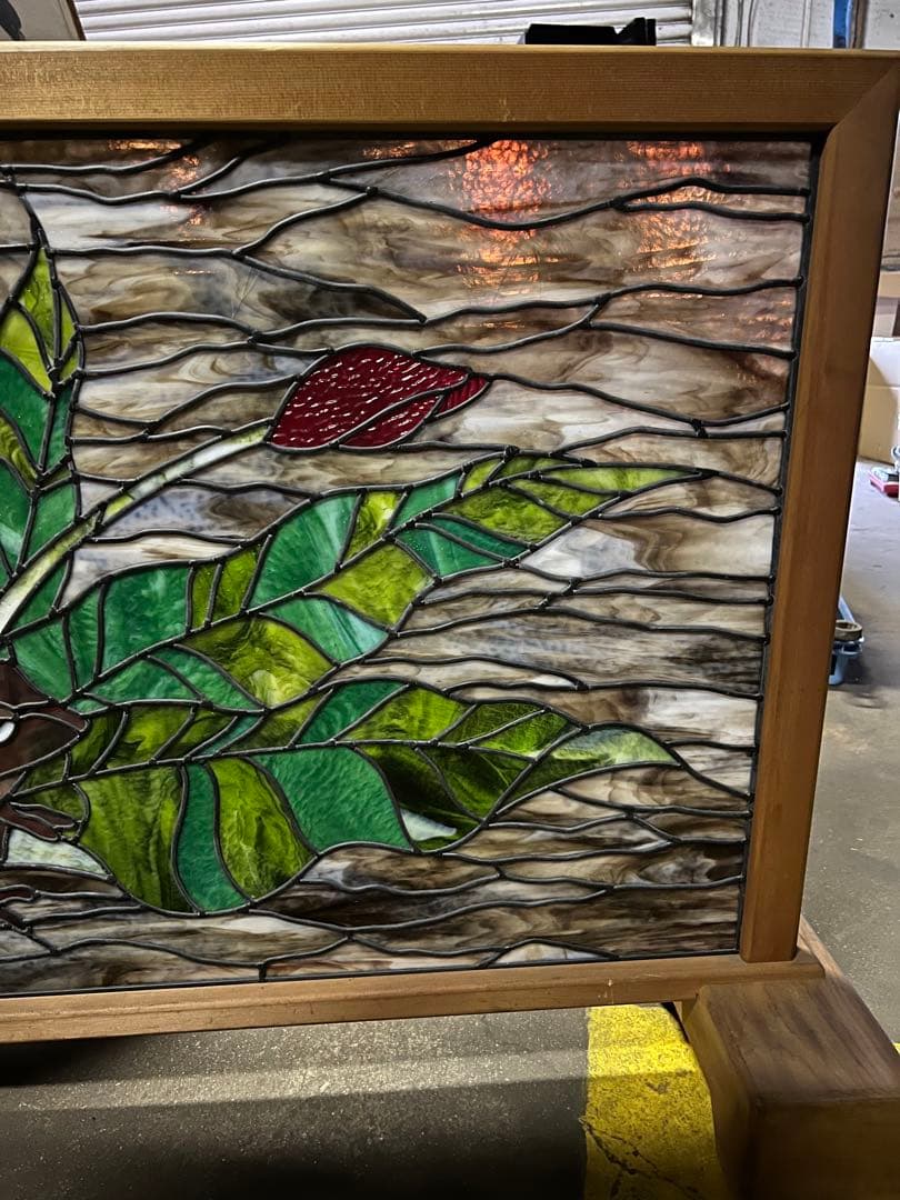 ステンドガラスのパネル葡萄ぶどう　カエル蛙