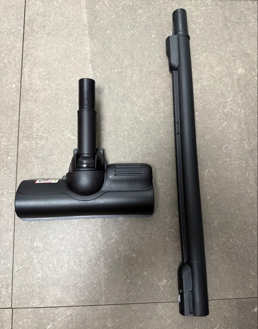 シャープ◇コードレススティック掃除機 RACTIVE Air EC-FR11-B