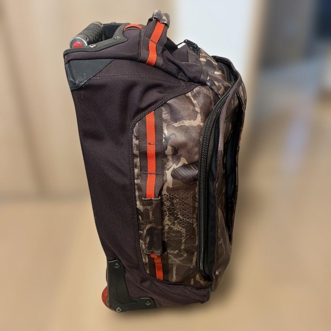 希少カラー　ノースフェイス　キャリーバッグ