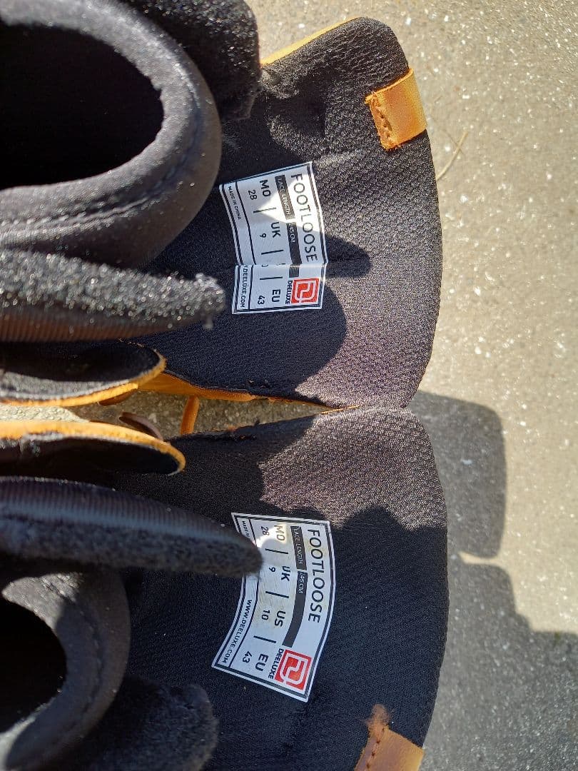 スノーボード deeluxe footloose