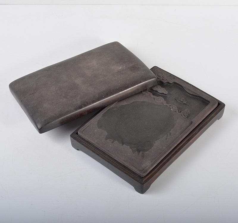 中国　書道具　蝙蝠刻　端渓硯　唐木箱付　F　R4557