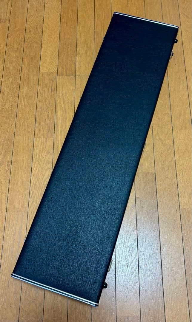 三味線本体 ハードケース付き（布袋付き） 破れなし