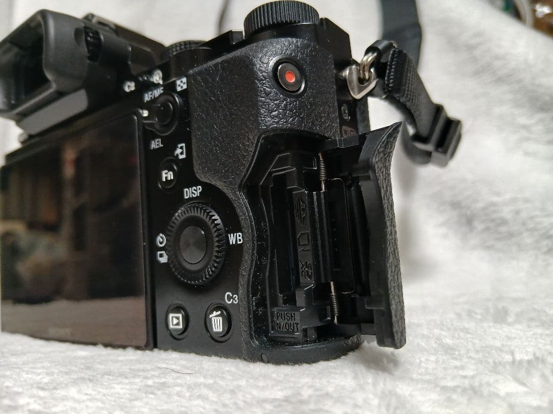 SONY α7 デジタル一眼レフカメラ 本体