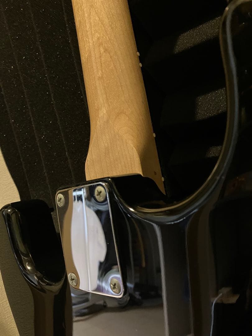 ストラトFenderピックアップ国産ボディとネック アトランシア