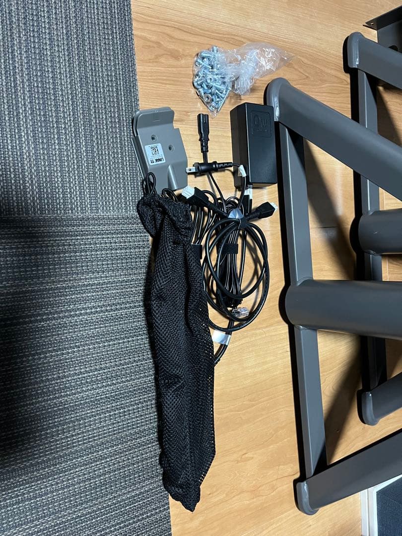 IKEAイドーセン デスク 電動昇降式