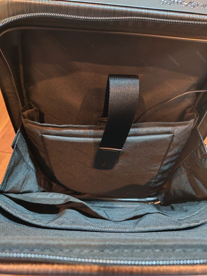 Samsonite (サムソナイト)　スーツケース　 ユニマックススピナー55