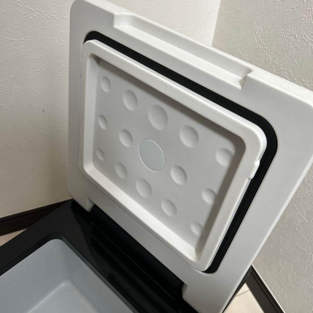 BLACK　LOSRECAL ポータブル冷蔵庫 車載冷蔵庫ホワイト