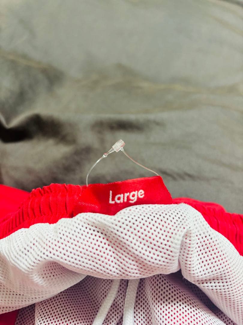 新品・未使用　SUPREME 水着　Ｌサイズ　赤