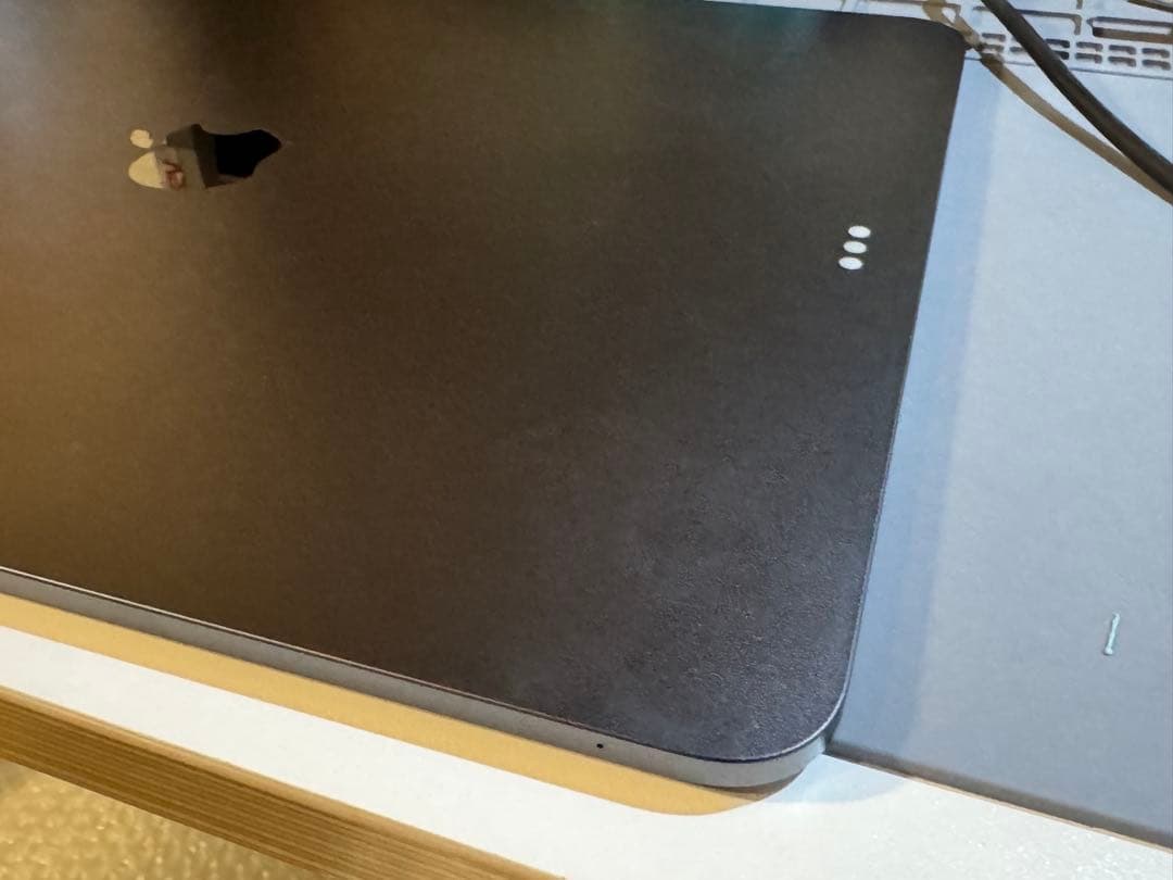 iPad Pro 13インチ M4 256GB スペースブラック