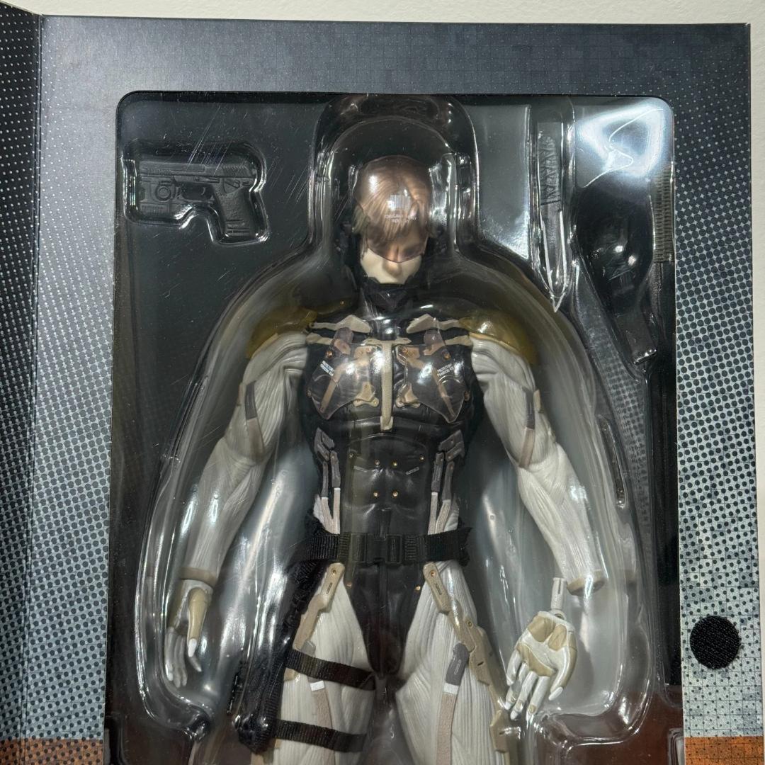 未開封 メタルギアソリッド 雷電 RAH リアルアクションヒーロー