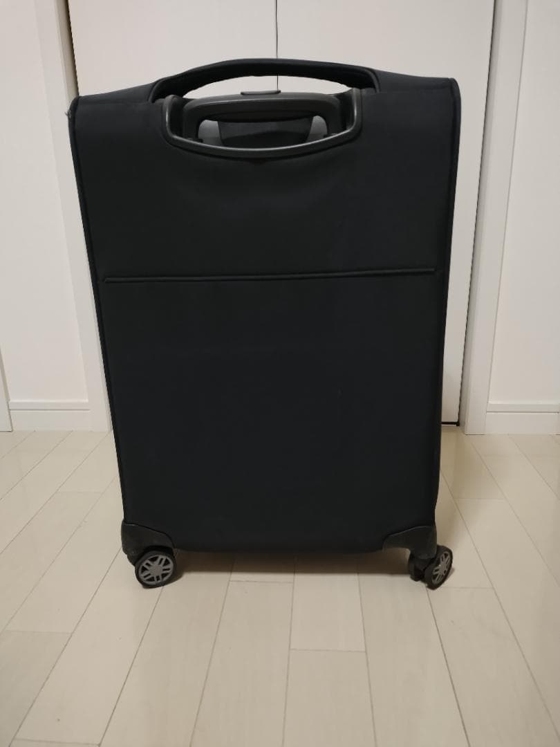 【使用３回】Samsonite　ビーライト４　スピナー55 EXP 機内持込OK