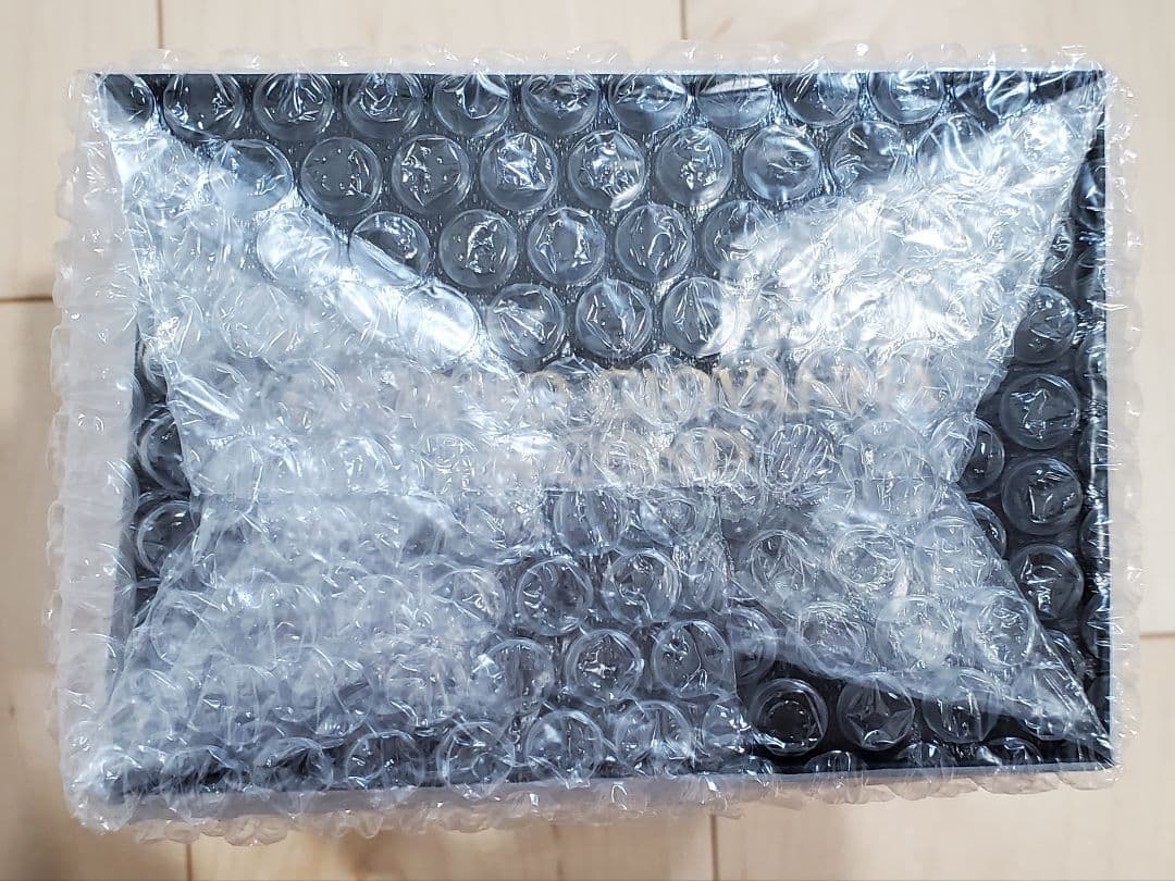 ジョジョの奇妙な冒険 ジョルノ・ジョバァーナ セカンド スワロフスキー限定版