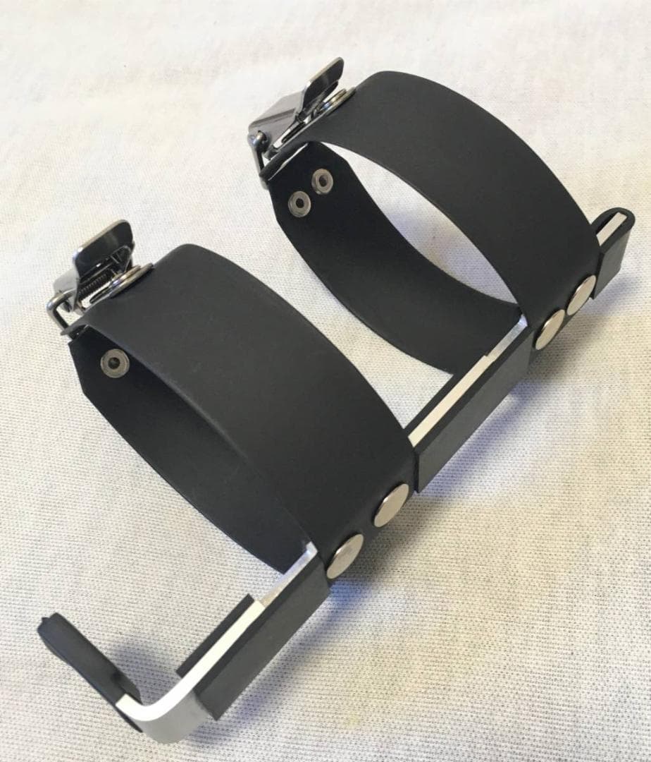 ガソリン携行缶１Lと専用ホルダーセット