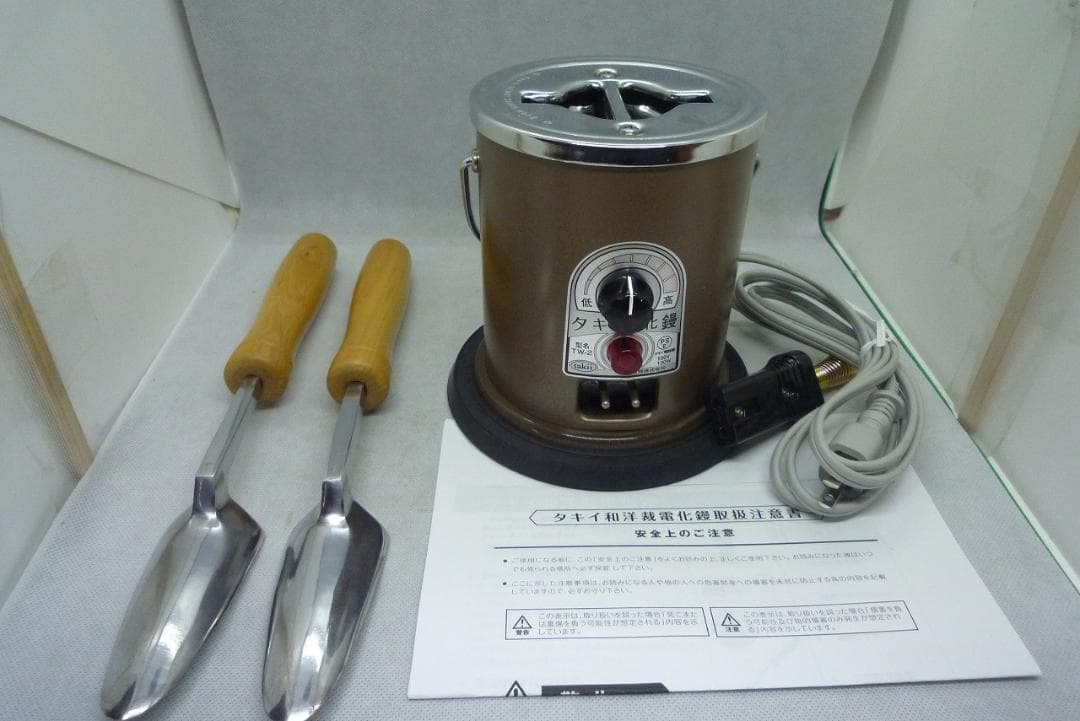 ⑦　展示未使用品　タキイ和裁電化鏝　ランプ付　和裁こて　 和裁コテ　鏝２本付