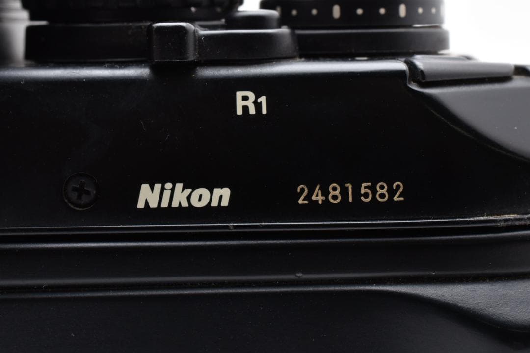 ニコン　Nikon F4 ボディ 　　　#2538759-JY18-X2