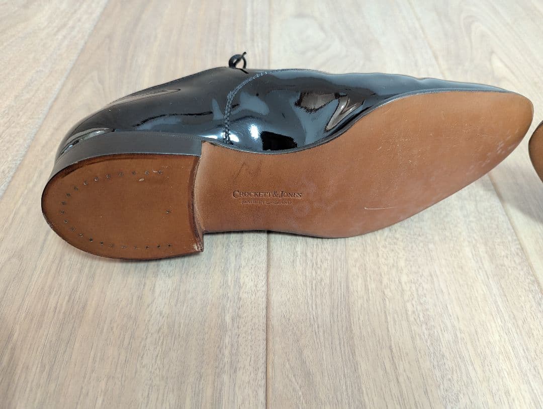 Crockett & Jones エナメルシューズ