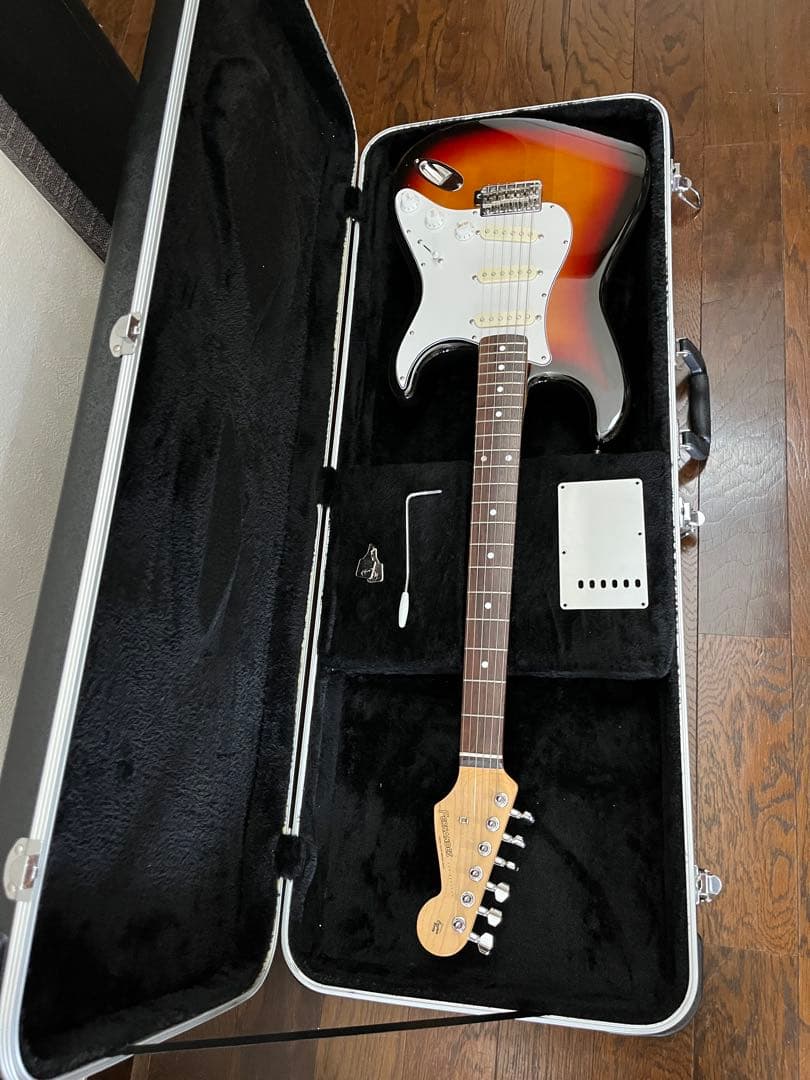 ストラトキャスター タイプサンバースト